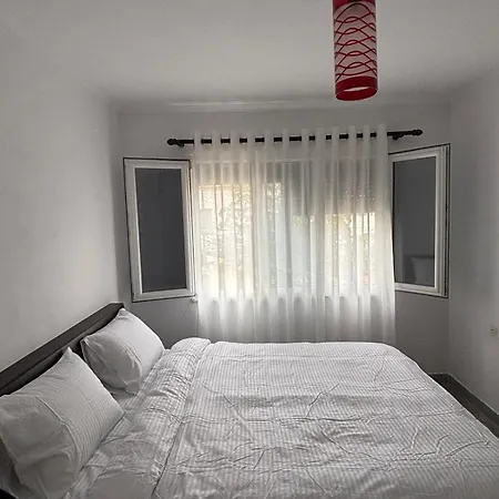 Ali Demi * Tirana