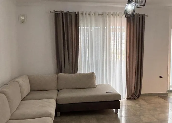 Ali Demi Tirana